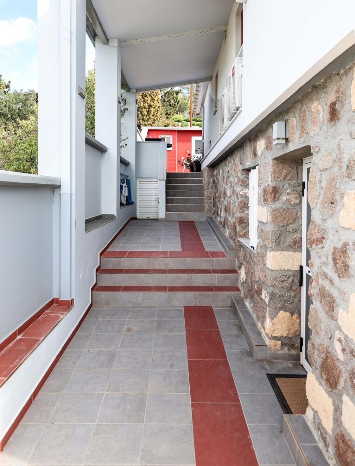 Vila The Bordeaux Door Aegina Exteriér fotografie